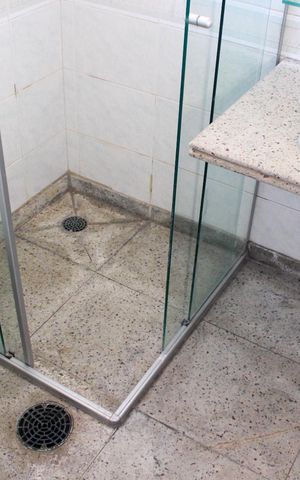 Apartamento à venda com 160m², 4 quartos e 3 vagas Apartamento à venda com 160m², 4 quartos e 3 vagasBanheiro da Suíte 3