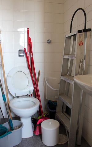 Apartamento à venda com 160m², 4 quartos e 3 vagas Apartamento à venda com 160m², 4 quartos e 3 vagasBanheiro de serviço