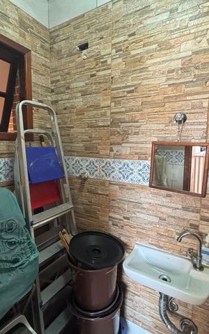 Casa à venda com 200m², 3 quartos e 4 vagas Casa à venda com 200m², 3 quartos e 4 vagasBanheiro 3