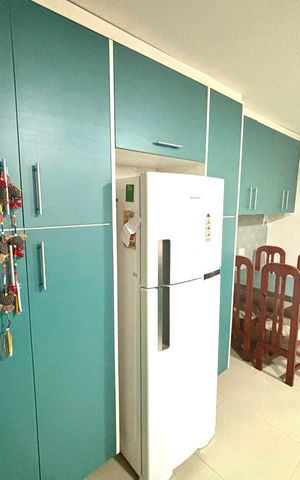 Casa à venda com 200m², 3 quartos e 4 vagas Casa à venda com 200m², 3 quartos e 4 vagasCozinha