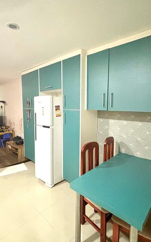 Casa à venda com 200m², 3 quartos e 4 vagas Casa à venda com 200m², 3 quartos e 4 vagasCozinha