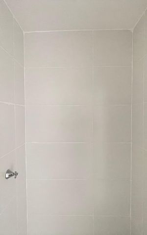 Apartamento à venda com 37m², 2 quartos e sem vaga Apartamento à venda com 37m², 2 quartos e sem vagaBanheiro