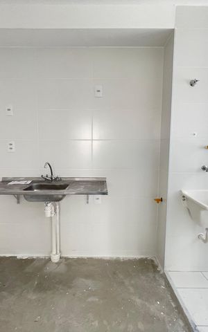 Apartamento à venda com 37m², 2 quartos e sem vaga Apartamento à venda com 37m², 2 quartos e sem vagaCozinha e Área de Serviço