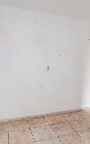 Casa para alugar com 22m², 1 quarto e sem vagaSala / Quarto