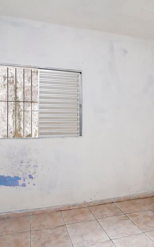 Casa para alugar com 22m², 1 quarto e sem vagaSala / Quarto