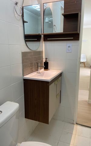 Apartamento à venda com 59m², 2 quartos e 1 vaga Apartamento à venda com 59m², 2 quartos e 1 vagaBanheiro