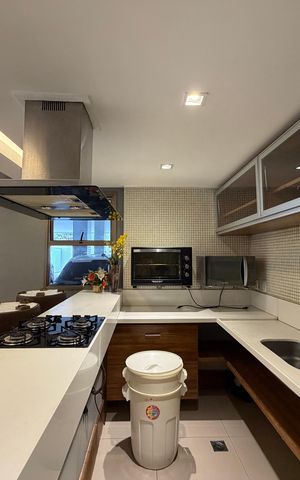 Apartamento à venda com 112m², 3 quartos e 2 vagas Apartamento à venda com 112m², 3 quartos e 2 vagasÁrea comum - Salão de festas