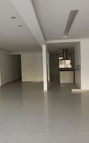 Apartamento à venda com 180m², 3 quartos e 2 vagas Apartamento à venda com 180m², 3 quartos e 2 vagasSala