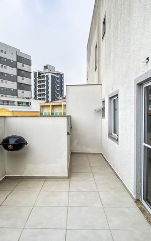 Apartamento à venda com 100m², 2 quartos e 1 vagaÁrea de Serviço