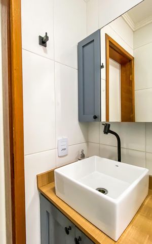 Apartamento à venda com 100m², 2 quartos e 1 vagaBanheiro 