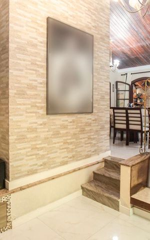 Casa à venda com 326m², 2 quartos e 6 vagas Casa à venda com 326m², 2 quartos e 6 vagasSala