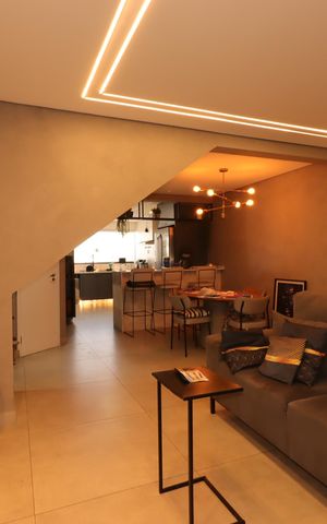 Casa para alugar com 205m², 3 quartos e 3 vagasSala