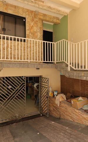 Casa para alugar com 205m², 3 quartos e 3 vagasEntrada da Garagem