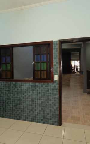 Casa para alugar com 205m², 3 quartos e 3 vagasEscritório