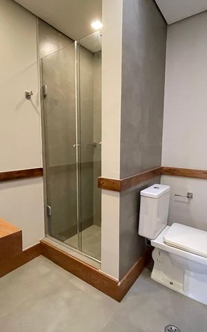 Apartamento à venda com 200m², 2 quartos e 3 vagas Apartamento à venda com 200m², 2 quartos e 3 vagasBanheiro 3