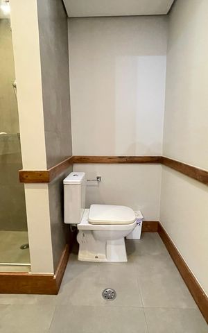 Apartamento à venda com 200m², 2 quartos e 3 vagas Apartamento à venda com 200m², 2 quartos e 3 vagasBanheiro 3