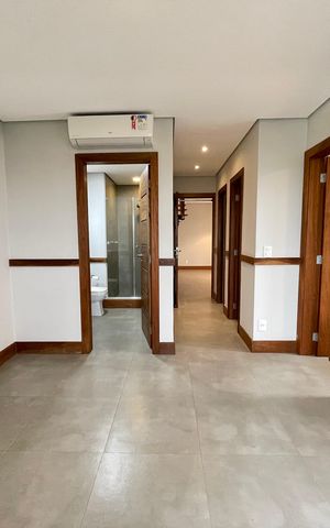 Apartamento à venda com 200m², 2 quartos e 3 vagas Apartamento à venda com 200m², 2 quartos e 3 vagasSuíte 1