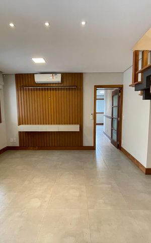 Apartamento à venda com 200m², 2 quartos e 3 vagas Apartamento à venda com 200m², 2 quartos e 3 vagasSala 1