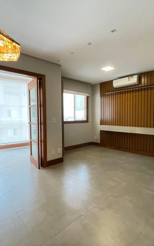 Apartamento à venda com 200m², 2 quartos e 3 vagas Apartamento à venda com 200m², 2 quartos e 3 vagasSala 1