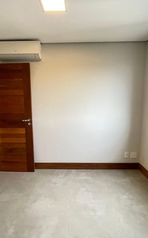 Apartamento à venda com 200m², 2 quartos e 3 vagas Apartamento à venda com 200m², 2 quartos e 3 vagasSuíte 2