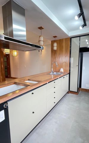 Apartamento à venda com 200m², 2 quartos e 3 vagas Apartamento à venda com 200m², 2 quartos e 3 vagasEspaço Gourmet - cobertura