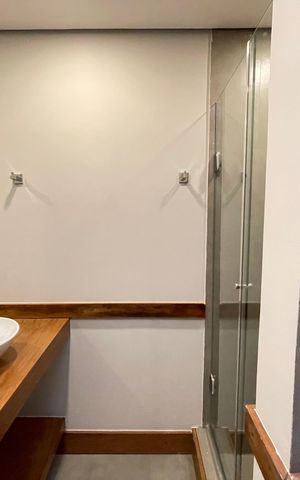 Apartamento à venda com 200m², 2 quartos e 3 vagas Apartamento à venda com 200m², 2 quartos e 3 vagasBanheiro 3