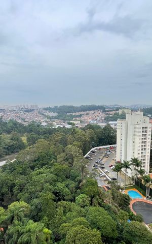 Apartamento à venda com 200m², 2 quartos e 3 vagas Apartamento à venda com 200m², 2 quartos e 3 vagasVista da Suíte 1