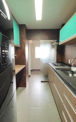 Apartamento à venda com 200m², 2 quartos e 3 vagas Apartamento à venda com 200m², 2 quartos e 3 vagasCozinha