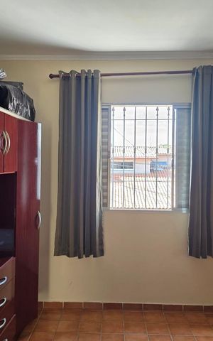 Casa à venda com 226m², 8 quartos e 2 vagas Casa à venda com 226m², 8 quartos e 2 vagasQuarto 05