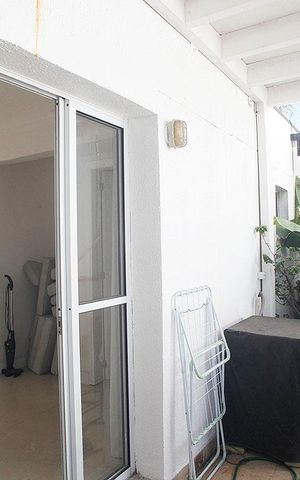 Apartamento à venda com 240m², 2 quartos e 1 vagaÁrea de Serviço