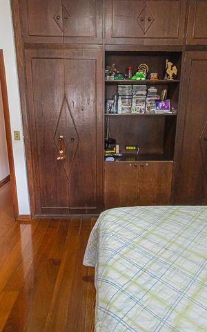 Casa à venda com 280m², 3 quartos e 3 vagasquarto 3