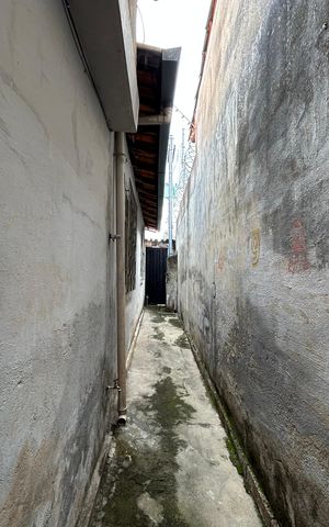 Casa à venda com 360m², 6 quartos e 2 vagas Casa à venda com 360m², 6 quartos e 2 vagasÁrea comum