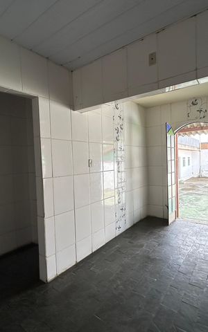 Casa à venda com 360m², 6 quartos e 2 vagas Casa à venda com 360m², 6 quartos e 2 vagasCozinha
