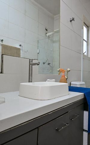 Casa de condomínio à venda com 89m², 2 quartos e 2 vagasBanheiro