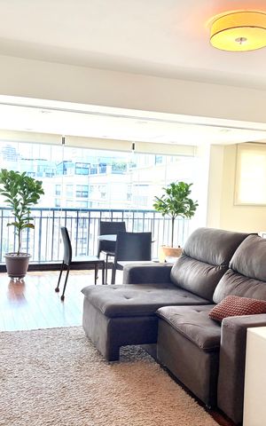 Apartamento à venda com 236m², 3 quartos e 3 vagas Apartamento à venda com 236m², 3 quartos e 3 vagasSala