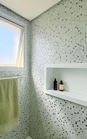 Apartamento à venda com 236m², 3 quartos e 3 vagas Apartamento à venda com 236m², 3 quartos e 3 vagasBanheiro 2
