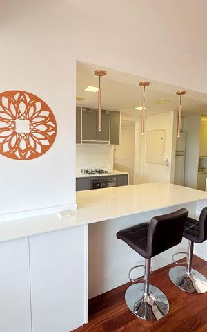 Apartamento à venda com 236m², 3 quartos e 3 vagas Apartamento à venda com 236m², 3 quartos e 3 vagasCozinha
