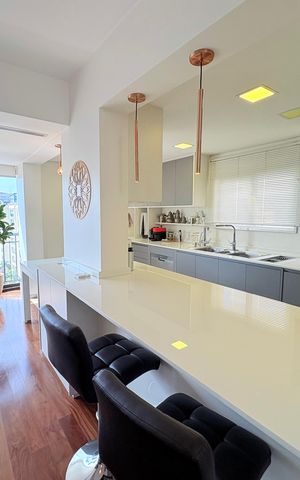 Apartamento à venda com 236m², 3 quartos e 3 vagasCozinha