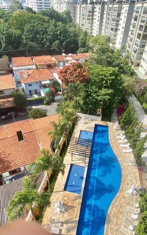 Apartamento à venda com 236m², 3 quartos e 3 vagas