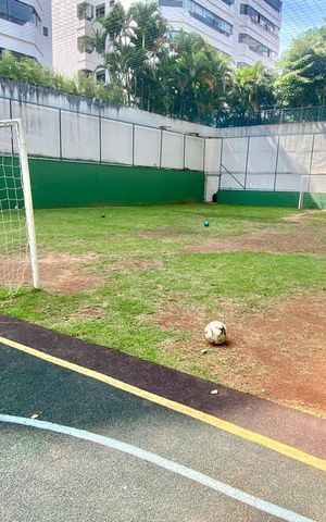 Apartamento à venda com 236m², 3 quartos e 3 vagas