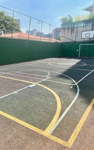 Apartamento à venda com 236m², 3 quartos e 3 vagas