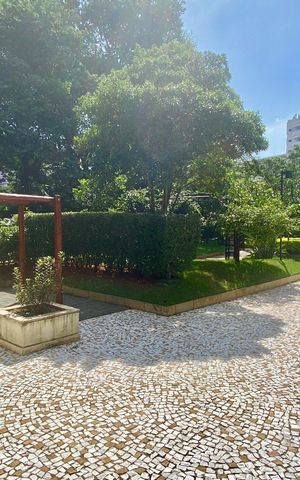 Apartamento à venda com 236m², 3 quartos e 3 vagas