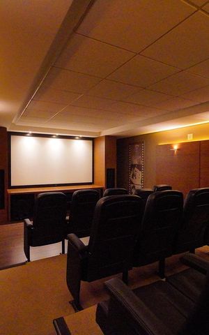 Apartamento para alugar com 300m², 2 quartos e 1 vagaCinema