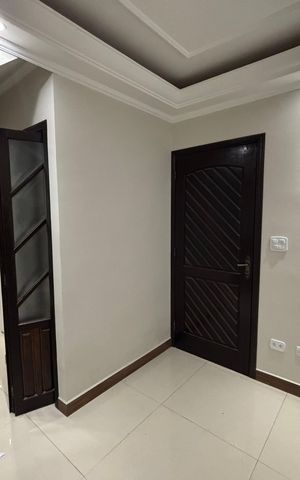 Casa à venda com 150m², 5 quartos e 1 vaga Casa à venda com 150m², 5 quartos e 1 vagaSala