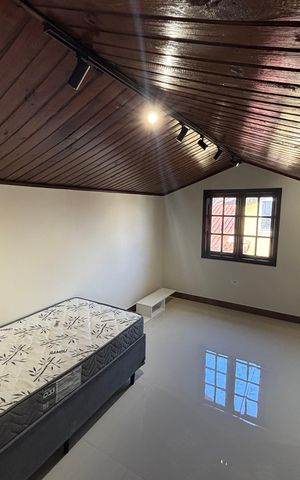 Casa à venda com 150m², 5 quartos e 1 vaga Casa à venda com 150m², 5 quartos e 1 vagaQuarto 3