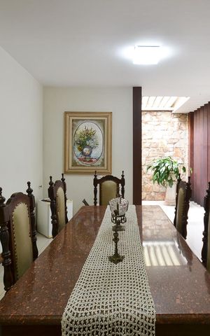 Casa à venda com 1500m², 5 quartos e 5 vagas