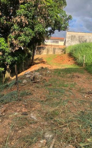 Casa à venda com 1500m², 5 quartos e 5 vagas