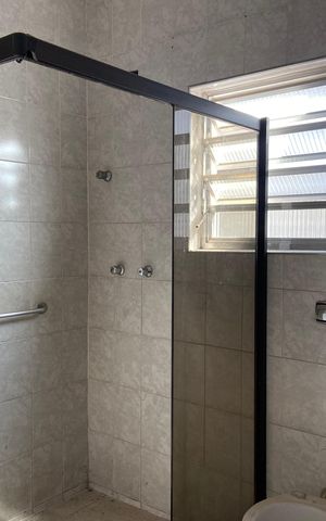 Casa à venda com 250m², 4 quartos e 1 vagaBanheiro 2