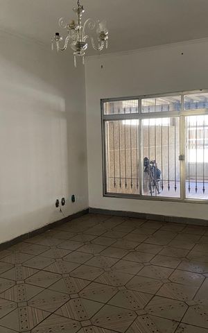 Casa à venda com 250m², 4 quartos e 1 vagaSala