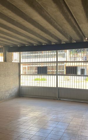 Casa à venda com 250m², 4 quartos e 1 vagaGaragem